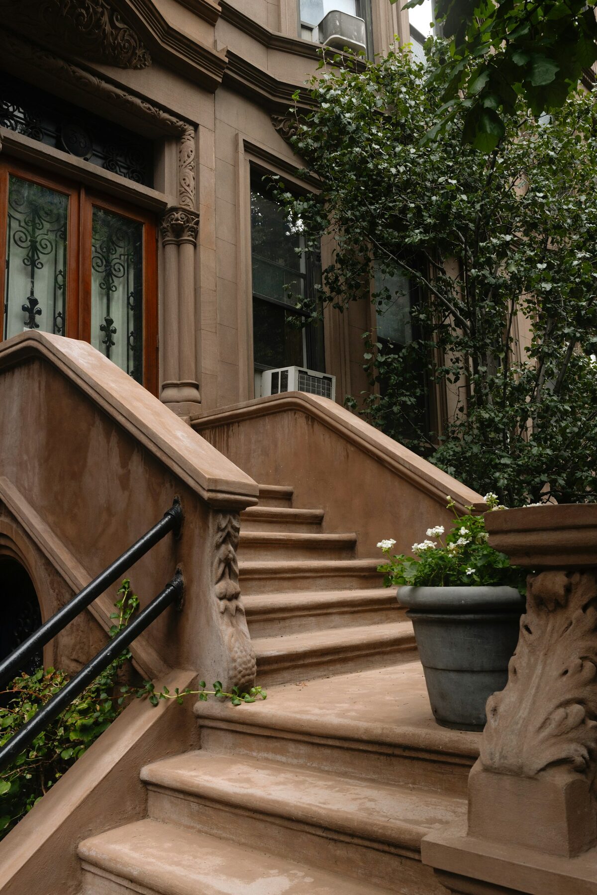 A classic Brooklyn brownstone stoop